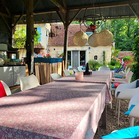 Le Moulin En Route Rose En Grijs, Badkamer En Frühstückspension